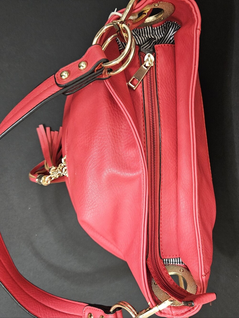 Accent by Sam Edelman red faux leather handbag with gold hardware & tassels NEW - Picture 9 of 10